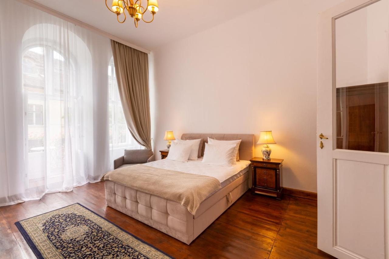 St Andrew'S Apartments Sibiu Bagian luar foto