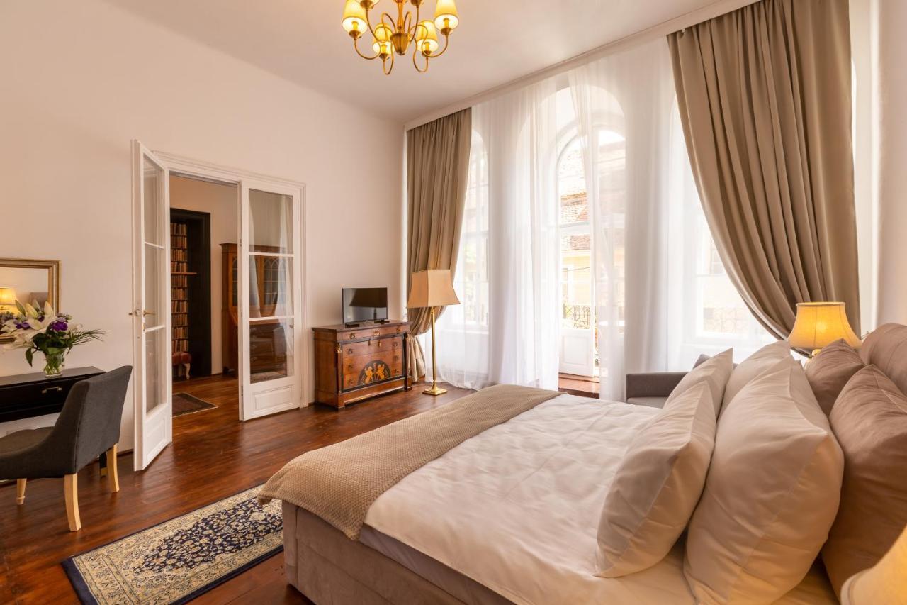 St Andrew'S Apartments Sibiu Bagian luar foto