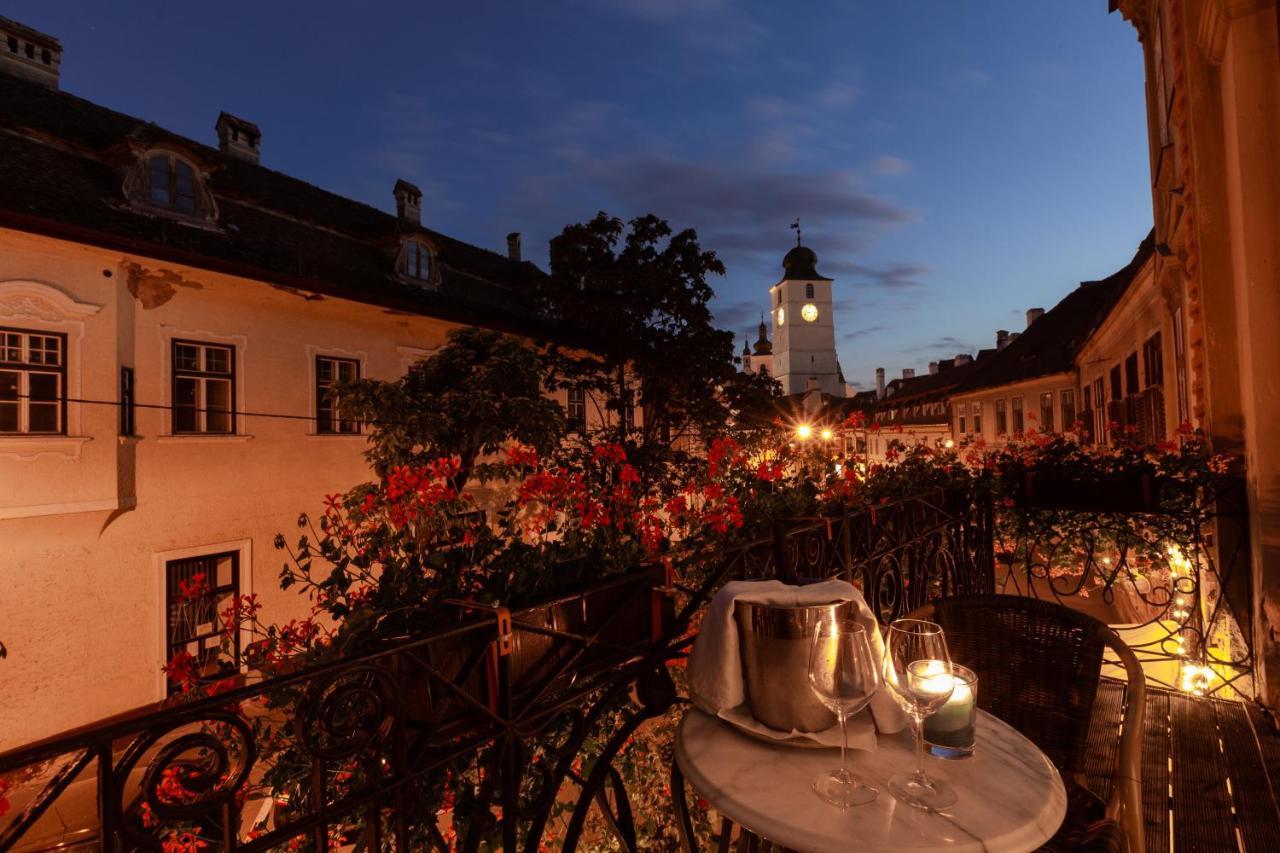 St Andrew'S Apartments Sibiu Bagian luar foto