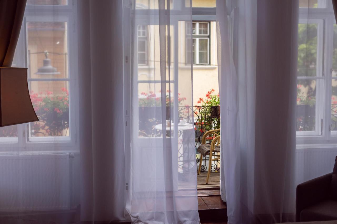 St Andrew'S Apartments Sibiu Bagian luar foto
