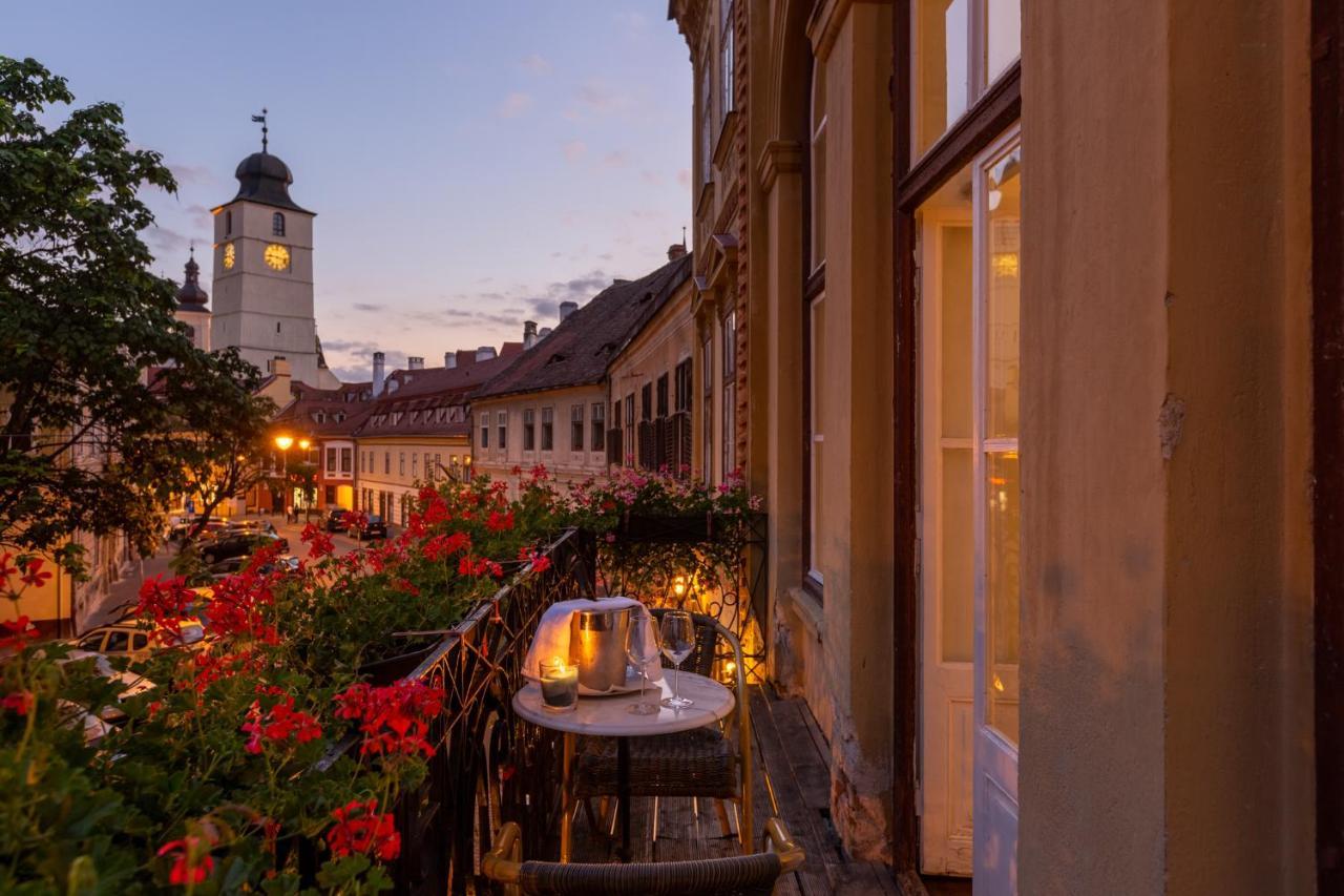 St Andrew'S Apartments Sibiu Bagian luar foto