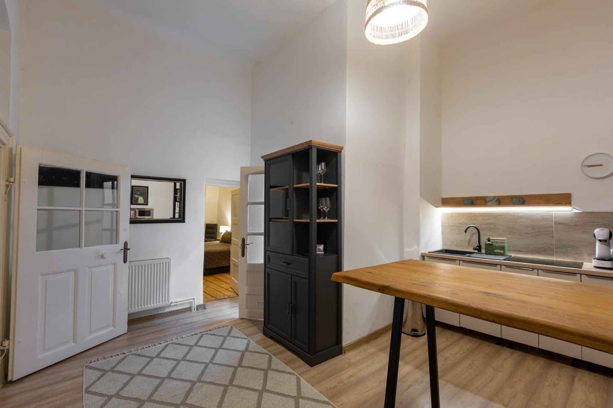 St Andrew'S Apartments Sibiu Bagian luar foto