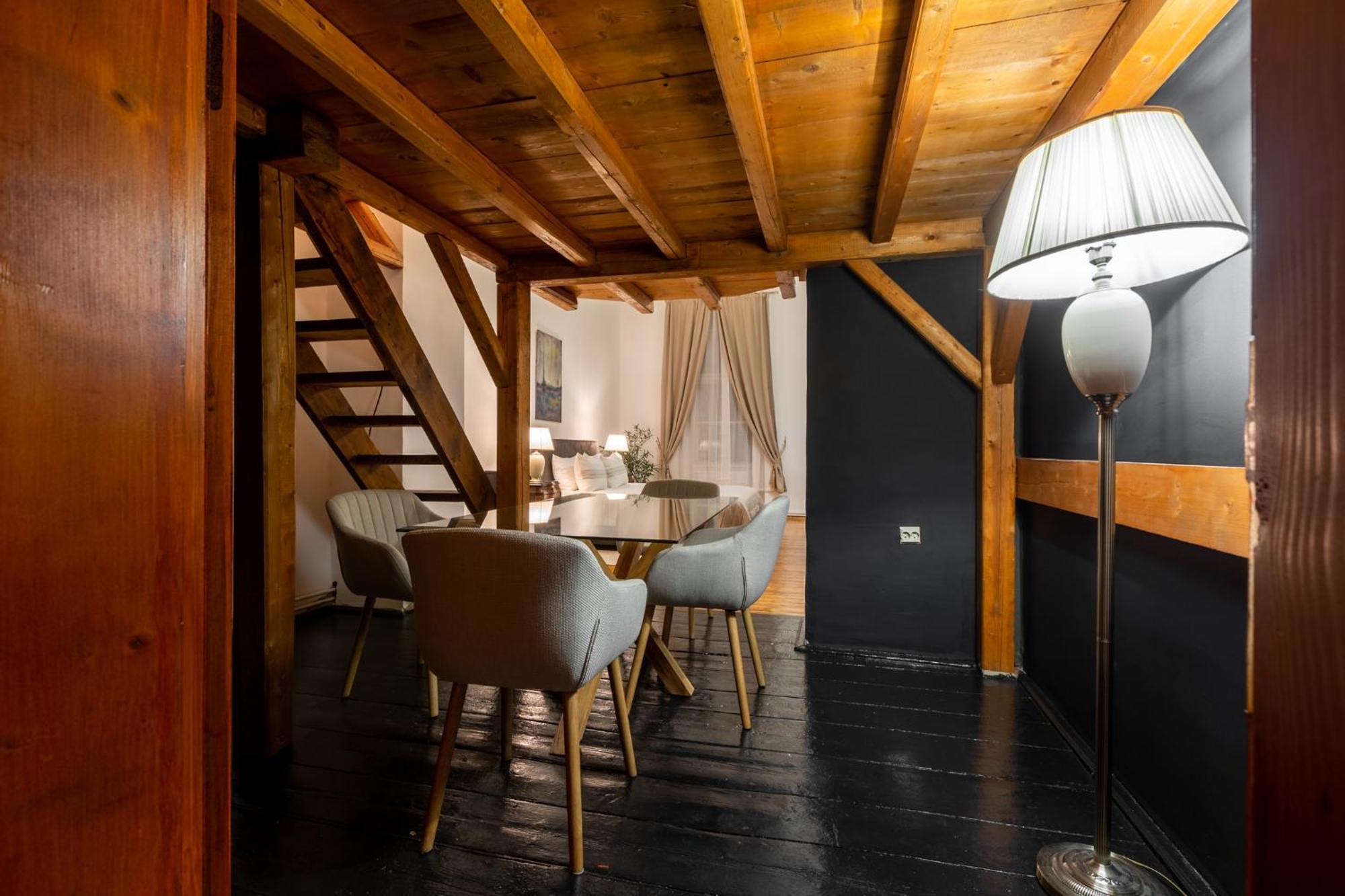 St Andrew'S Apartments Sibiu Bagian luar foto